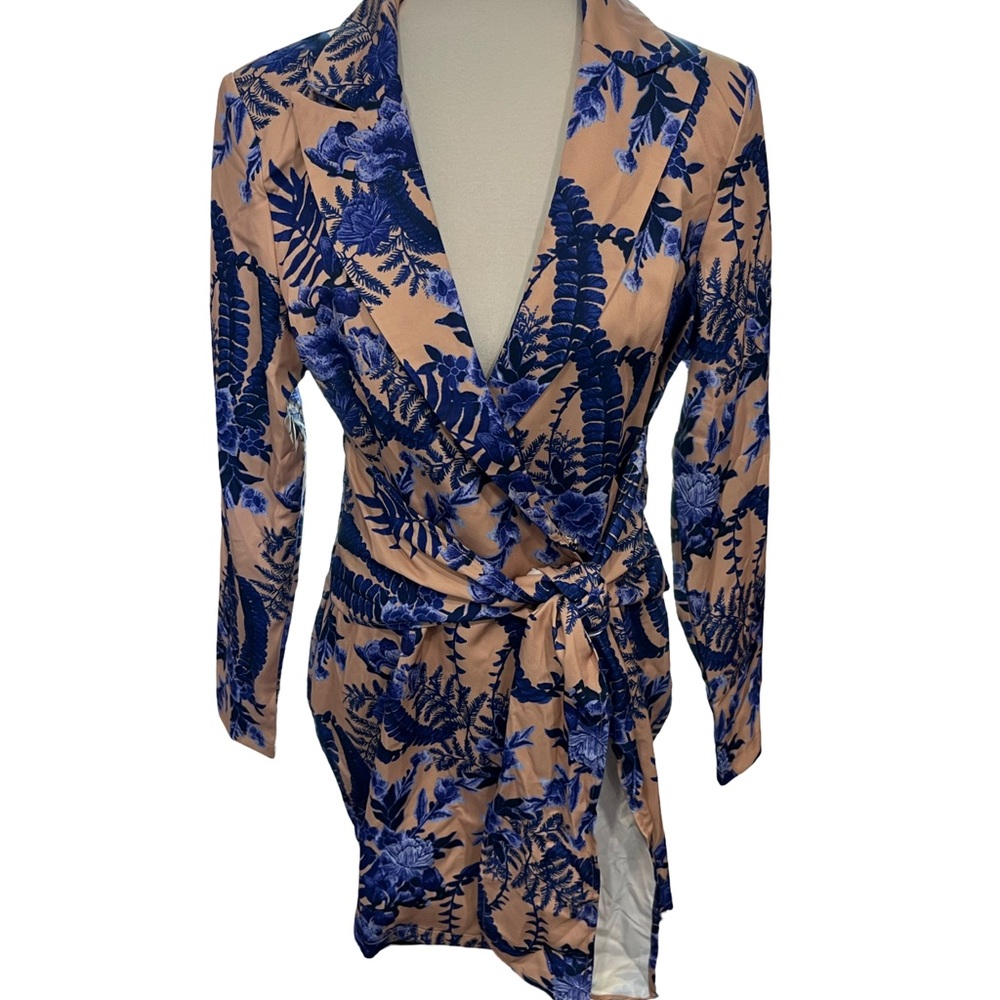PrettyLittleThing nude floral blazer dress